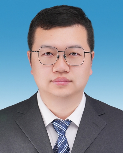 方小勇　欧冠官方网站党委副书记