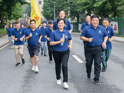 环校跑风采1.jpg 环校跑风采1.jpg