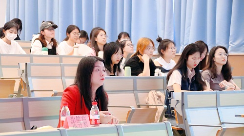 现场师生.jpg