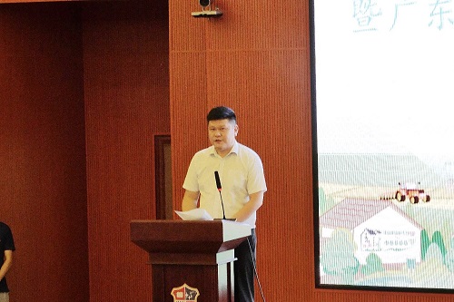 陈旭汇报活动筹备情况.jpg 陈旭汇报活动筹备情况.jpg