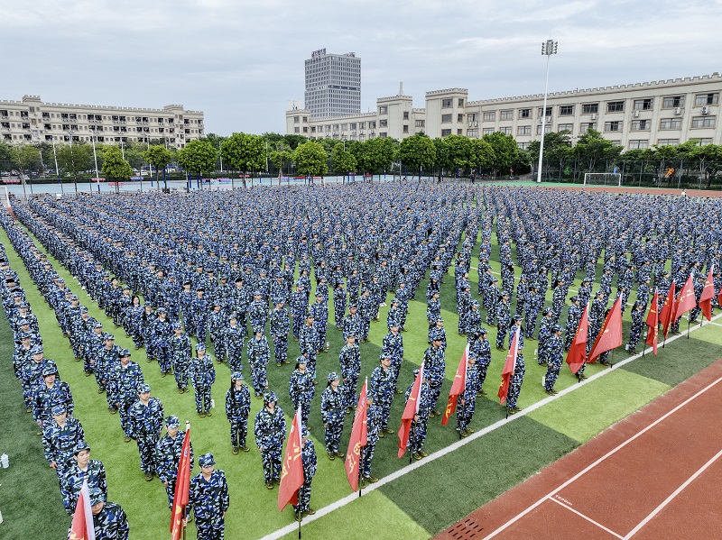 大旺校区大会现场1.jpg 大旺校区大会现场1.jpg