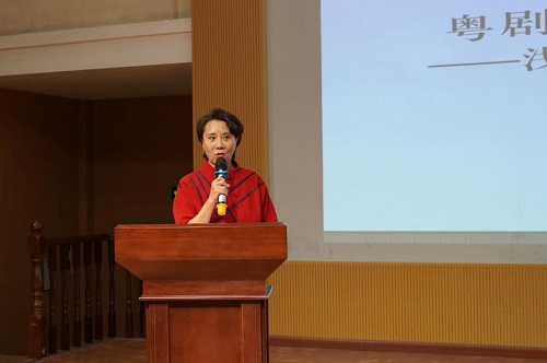 王鸿昀发言.jpg 王鸿昀发言.jpg