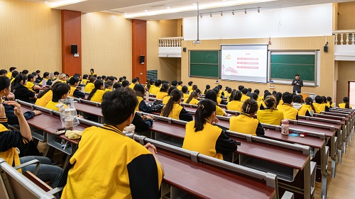 课堂现场2.JPG 课堂现场2.JPG