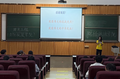 讲堂现场.jpg