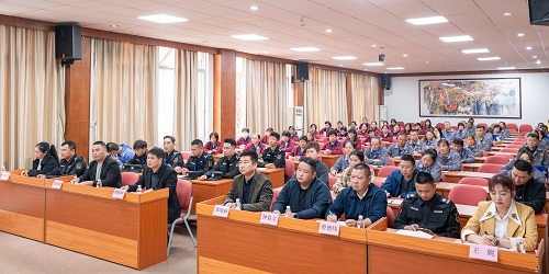 星湖校区会场.jpg 星湖校区会场.jpg