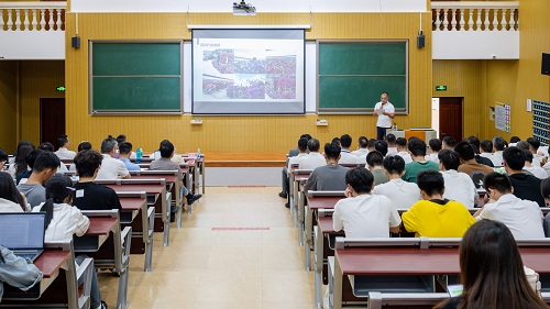 讲座现场.JPG 讲座现场.JPG