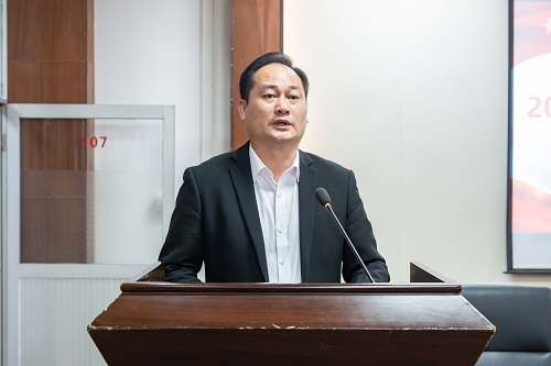 卢景值讲话.jpg 卢景值讲话.jpg