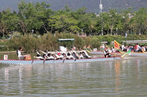 赛场比拼1.jpg 赛场比拼1.jpg